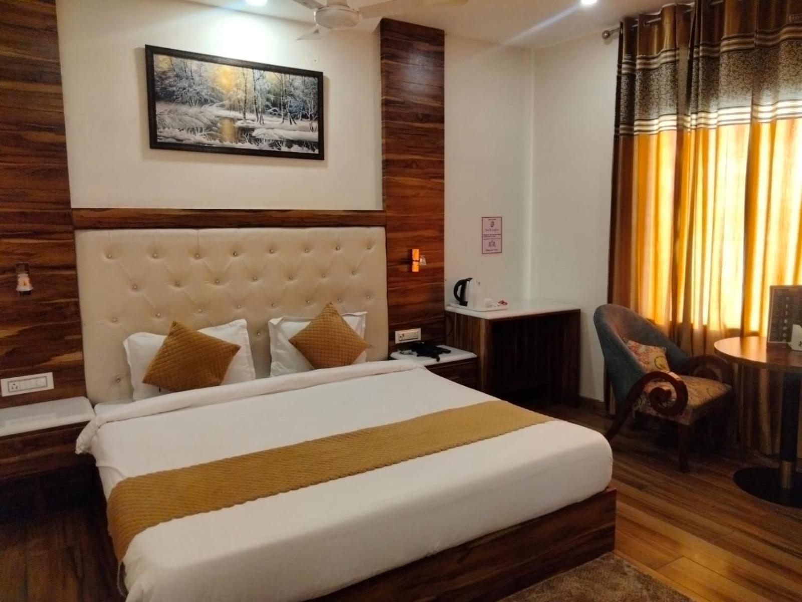 OYO 22115 Hotel D Plaza Zirakpur Exterior foto