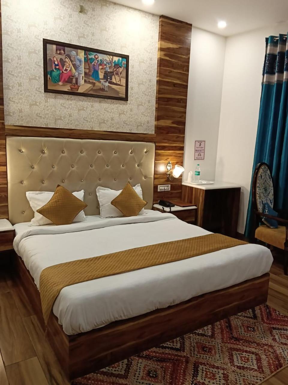 OYO 22115 Hotel D Plaza Zirakpur Exterior foto